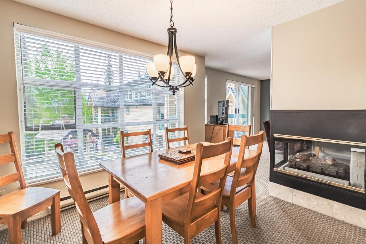 Snowbird Townhouses By Elevate Vacations Whistler Zewnętrze zdjęcie