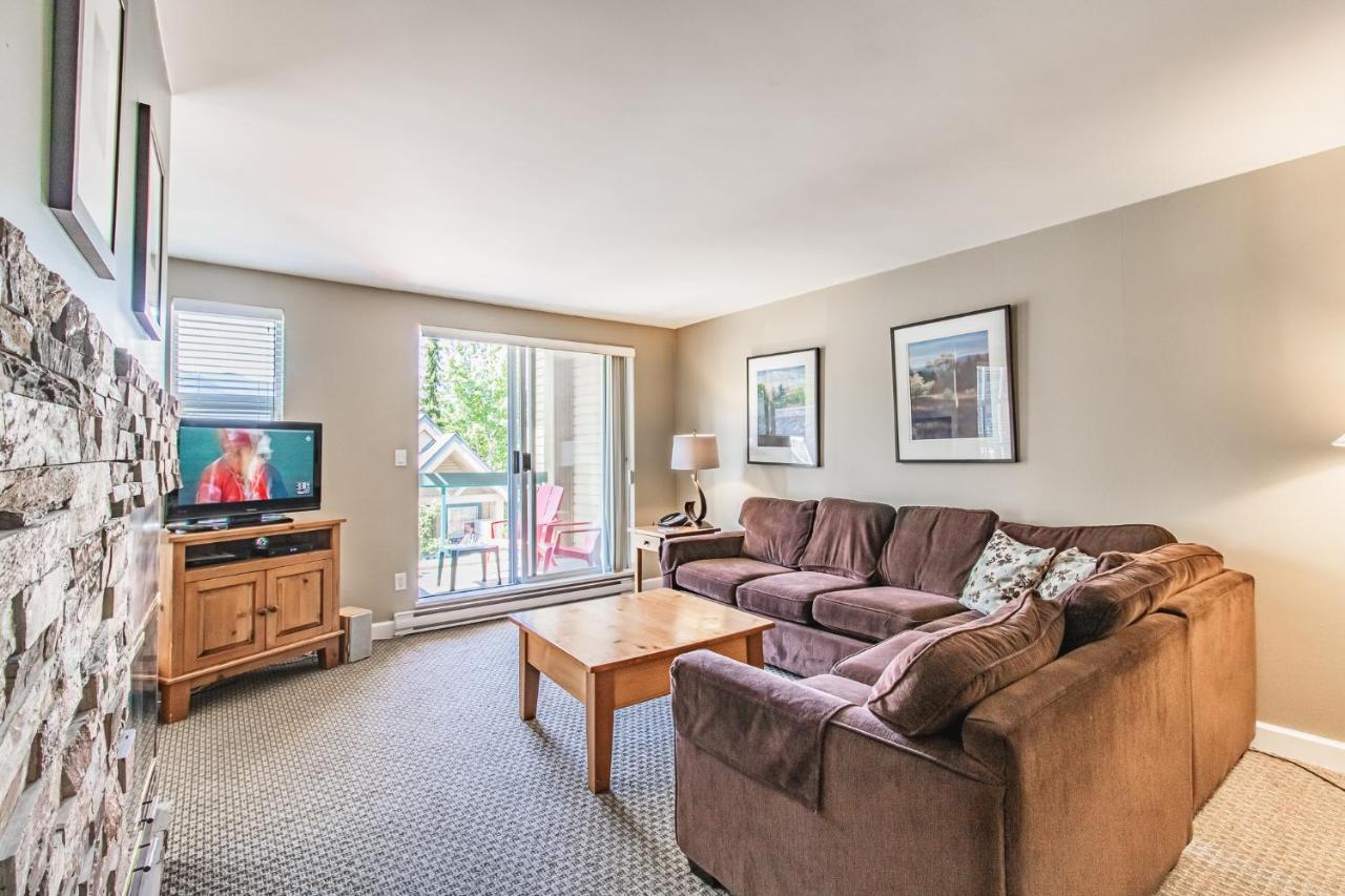 Snowbird Townhouses By Elevate Vacations Whistler Zewnętrze zdjęcie