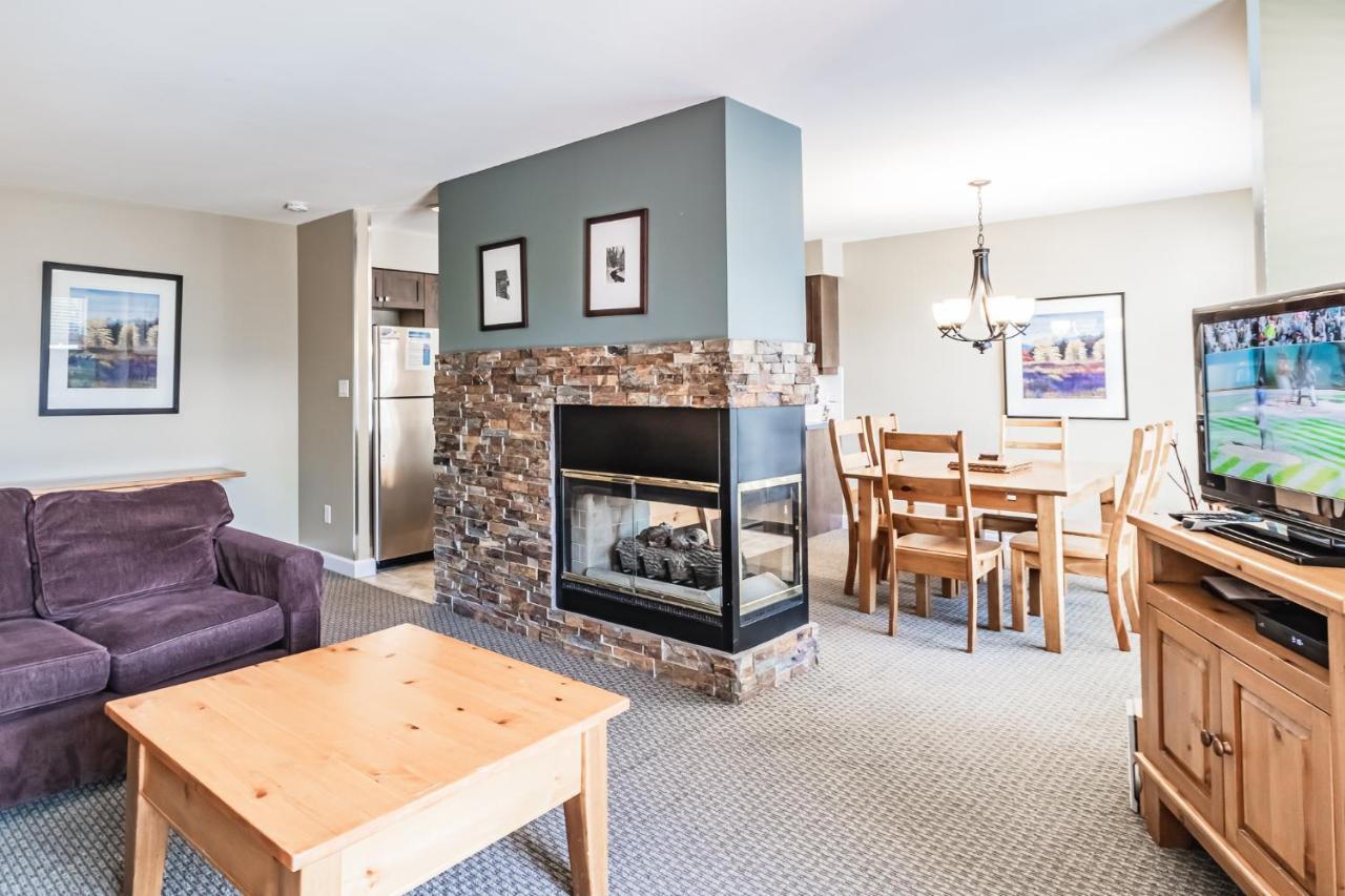 Snowbird Townhouses By Elevate Vacations Whistler Zewnętrze zdjęcie
