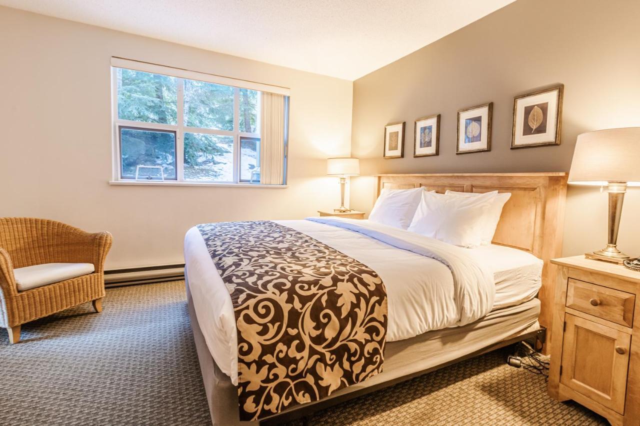 Snowbird Townhouses By Elevate Vacations Whistler Zewnętrze zdjęcie