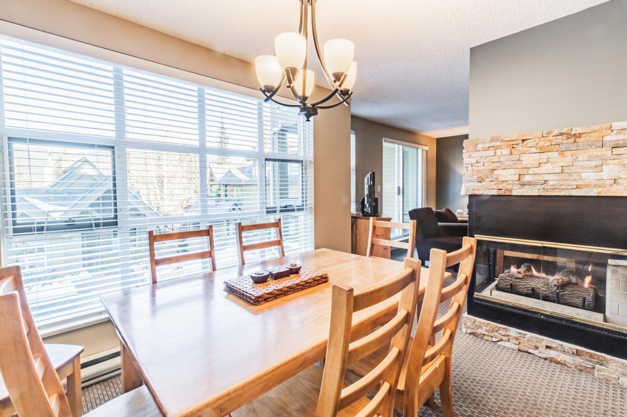 Snowbird Townhouses By Elevate Vacations Whistler Zewnętrze zdjęcie